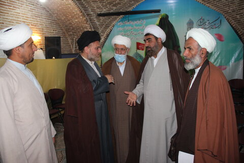 تصاویر / تصاویر/ نشست مدیر حوزه علمیه استان قزوین با اساتید،کادر و طلاب مدرسه علمیه سردارین