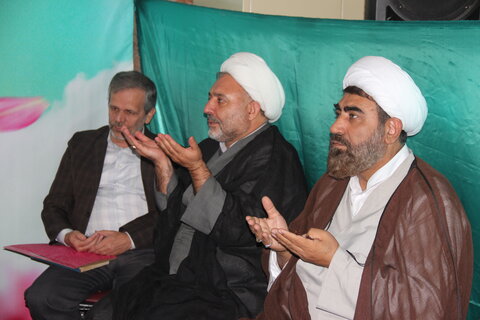 تصاویر / تصاویر/ نشست مدیر حوزه علمیه استان قزوین با اساتید،کادر و طلاب مدرسه علمیه سردارین
