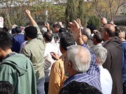 فیلم| اجتماع مردم شیراز در حرم مطهر شاهچراغ(ع) در محکومیت حادثه تروریستی