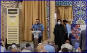 فیلم| نوحه خوانی در نماز جمعه بوشهر برای شهدای حادثه تروریستی حرم شاهچراغ