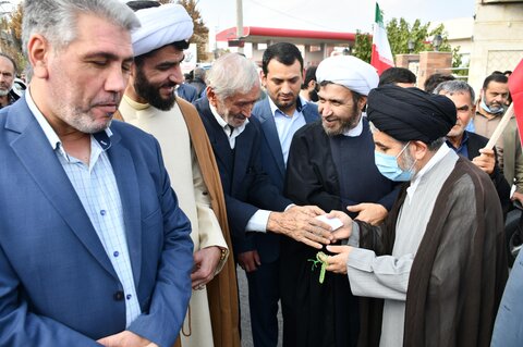 تصاویر / راهپیمایی مردم ارومیه در محکومیت حادثه تروریستی شیراز و اغتشاشات اخیر