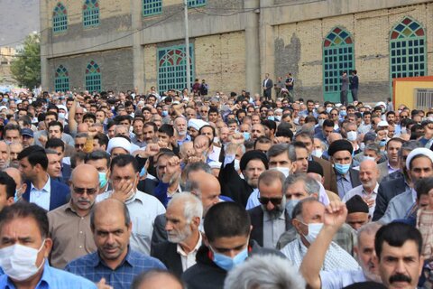 گزارش تصویری نماز جمعه و راهپیمایی مردم خرم آباد 6 ابان مصلی الغدیر خرم آباد