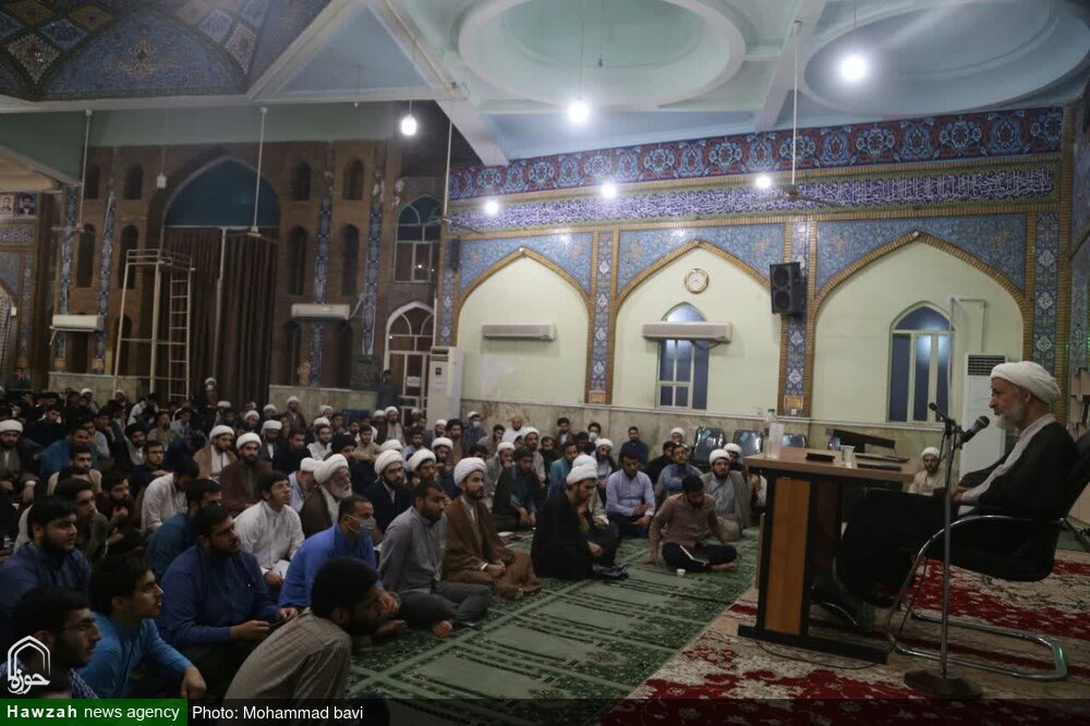 برگزاری درس اخلاق طلاب و روحانیون مدارس علمیه اهواز+ عکس