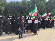 فیلم/ تجمع دانشجویان دانشگاه خلیج فارس در محکومیت حادثه تروریستی شیراز