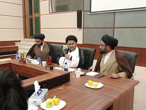 تقریب، عوامی مسائل کے حل میں شیعہ علماء کا کردار