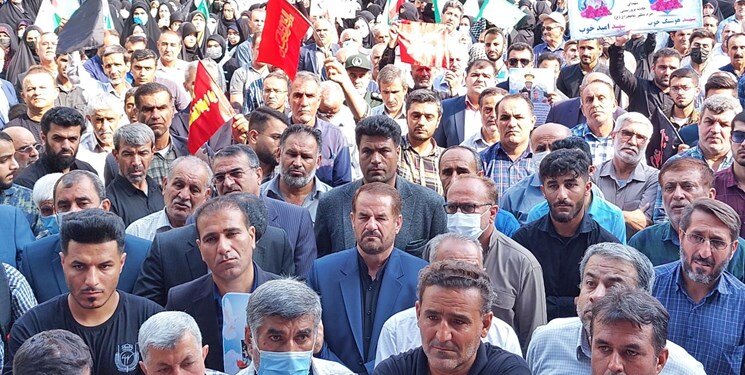 خون مطهر شهدا بساط ظلم و کفر تکفیریها را از بین می برد