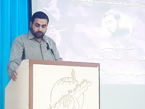 تصاویر/  مراسم افتتاحیه جام ورزشی طلبه شهید آرمان علی وردی درحوزه علمیه کاشان