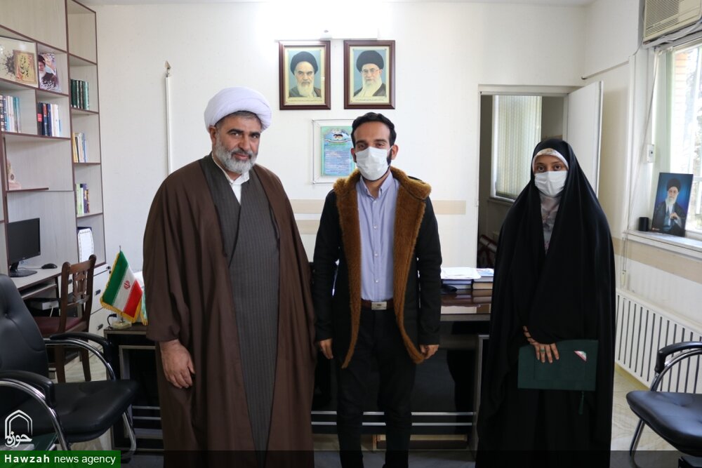 خبرنگار خبرگزاری حوزه در سمنان تجلیل شد