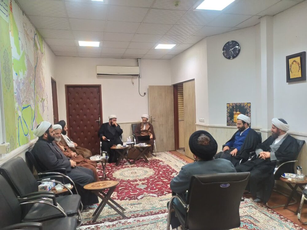 دیدار مسئولان نهاد نمایندگی مقام معظم رهبری در دانشگاههای استان با مدیر حوزه علمیه خوزستان + عکس