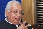 अगर कोई शिक्षित व्यक्ति अपनी शिक्षा का उपयोग दूसरों को शिक्षित करने के लिए नहीं करता है, तो उसे देशद्रोही कहना गलत नहीं होगा