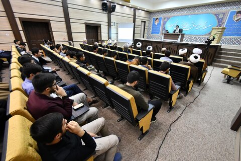 ـصاویر/ سلسله جلسات شرح و تفسیر نهج البلاغه در ارومیه