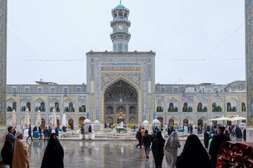 تصاویر/ بارش باران پاییزی در حرم مطهر رضوی
