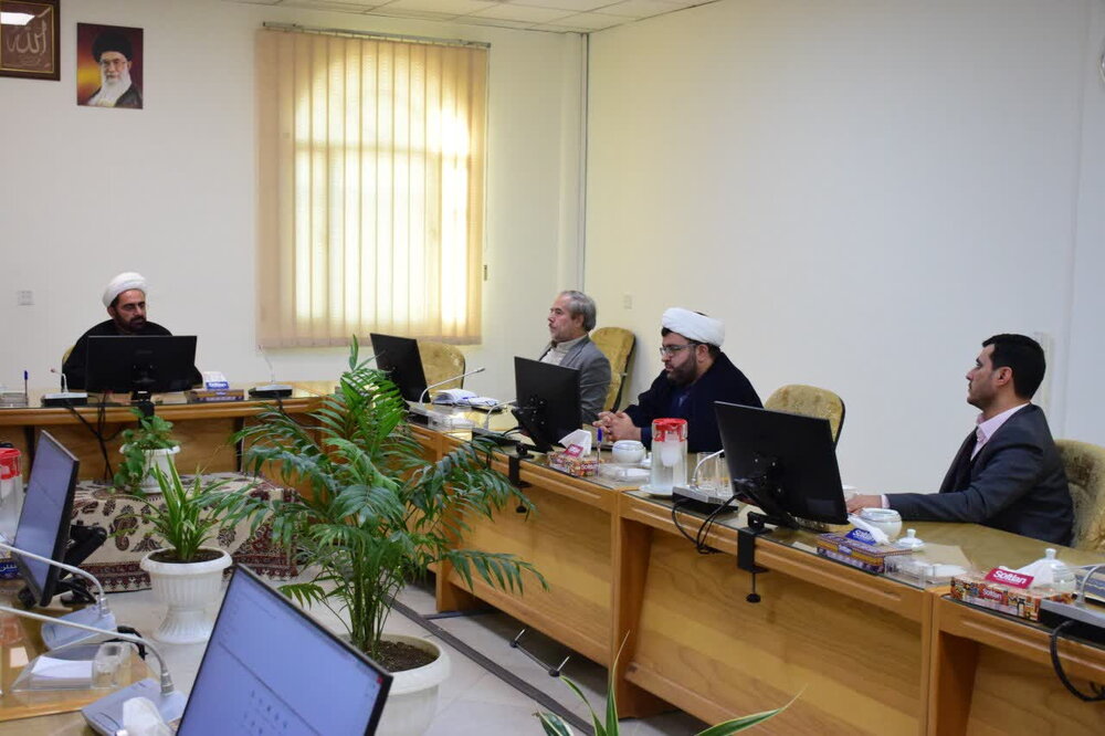 امضای تفاهمنامه همکاری مرکز پژوهشی مبنا و مرکز نور