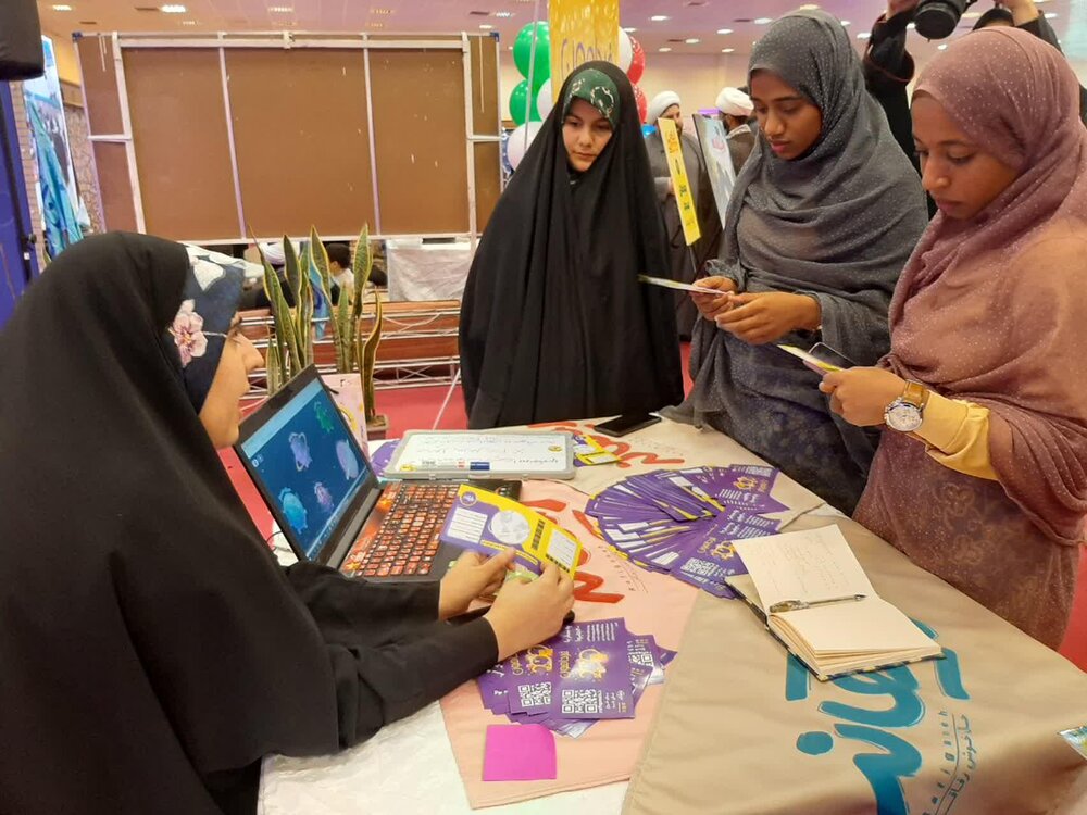 نمایشگاه «مسئله شناسی نوجوانان» برپا شد + عکس