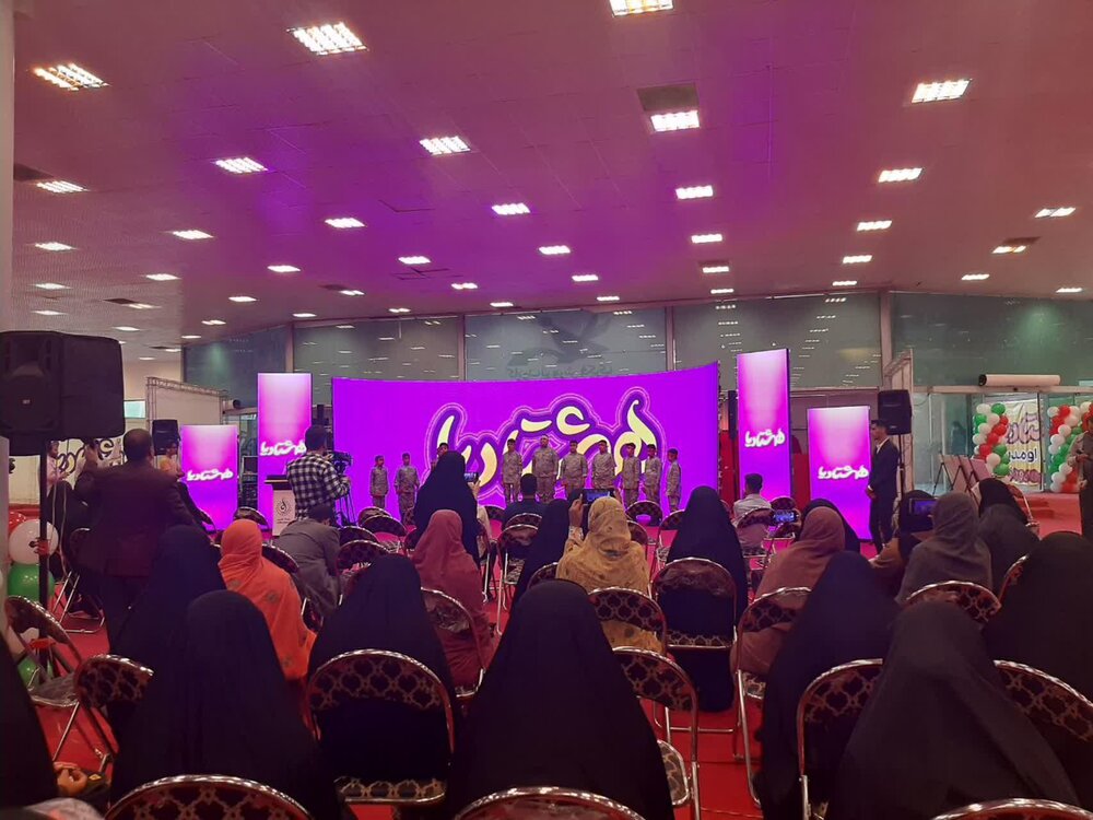 نمایشگاه «مسئله شناسی نوجوانان» برپا شد + عکس