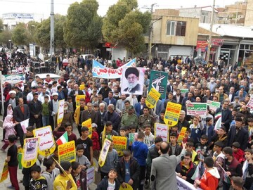 تصاویر/ راهپیمایی روز ۱۳ آبان در شهرستان شوط