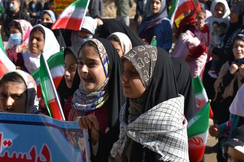 تصاویر/ راهپیمایی یوم الله 13 آبان مردم شهر «توپ آغاج» شهرستان بیجار