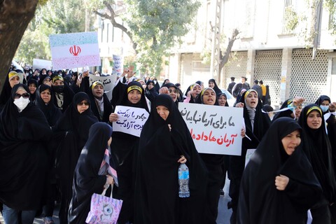 تصاویر / راهپیمایی باشکوه مردم همدان در 13آبان