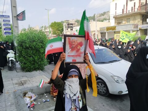خروش مردم میناب در راهپیمایی ۱۳آبان