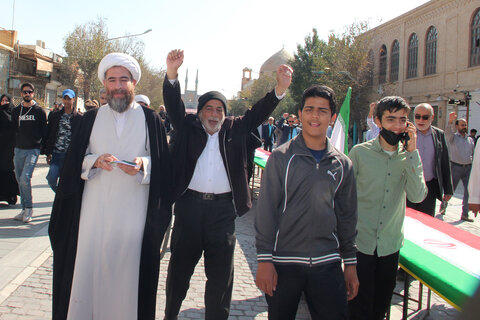 تصاویر/حماسه مردم یزد در یوم الله 13 آبان 1400