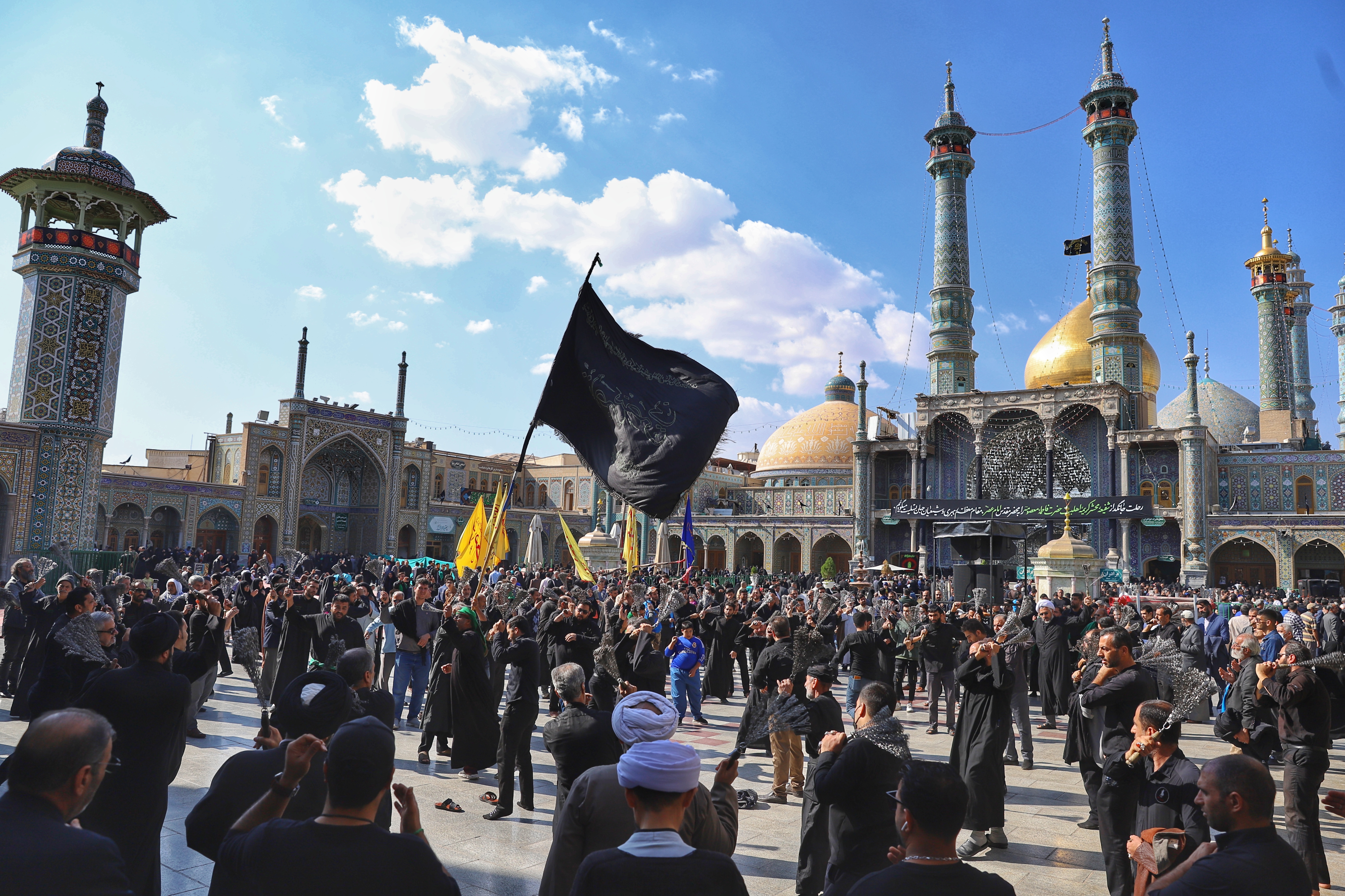 Photo/ Atmosphere of Lady Masuma Holy Shrine on Her Demise Anniversary