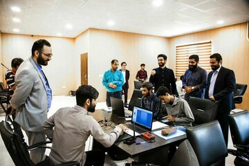 گرافیست های بوشهری برای شهدای شاهچراغ(ع) پوستر طراحی کردند