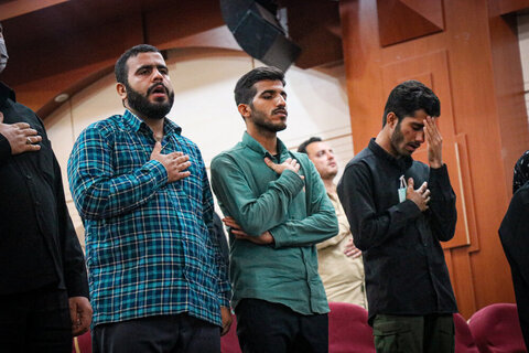 بالصور/ إقامة المؤتمر العاشر لكريمة أهل البيت عليها السلام في مدينة بندر عباس جنوبي إيران