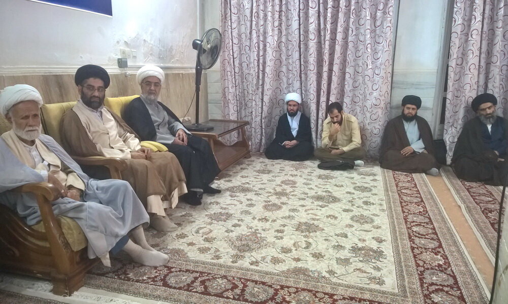 جلسه طلاب و فضلای قائن و زیرکوه برگزار شد