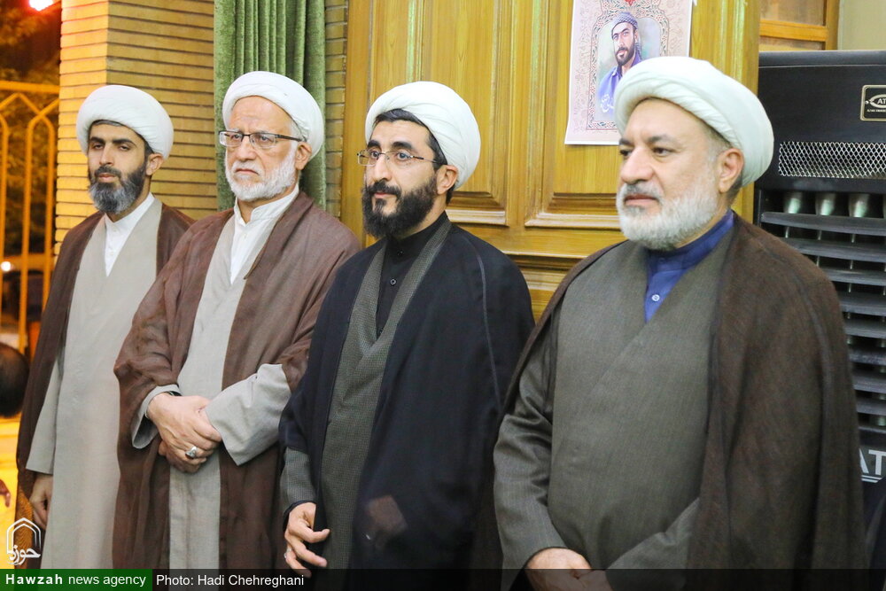 در روزگار آزمایش و امتحان قرار گرفته ایم/ از گمراهی به خدا پناه ببریم