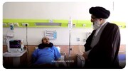 فیلم | عیادت امام‌جمعه کرج از روحانی مضروب اغتشاشات اخیر