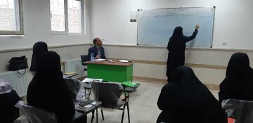 برگزاری کارگاه طرح‌نامه نویسی ویژه خواهران طلبه خرم‌آبادی