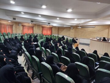 جامعةالزهرا(س) باید محل تربیت فرهیختگان باشد