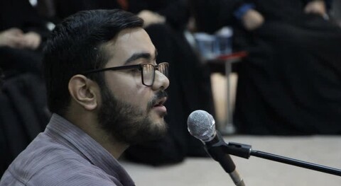 نماینده ولی فقیه بوشهر پای صحبت‌های دانشجویان
