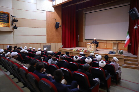 تصاویر/ جلسه طلاب و فضلای آذربایجان غربی