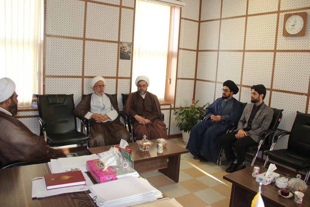 راه های تقویت همکاری های سازمان تبلیغات و حوزه علمیه قزوین بررسی شد
