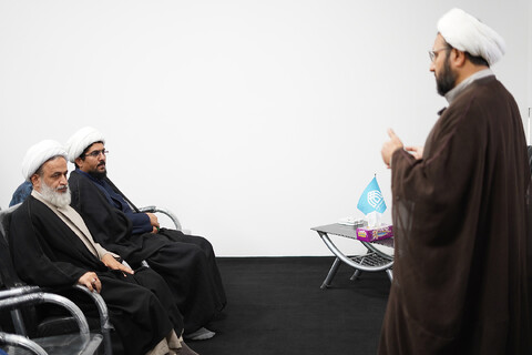 بازدید حجت الاسلام و المسلمین پناهیان از سومین نمایشگاه مسجد جامعه پرداز