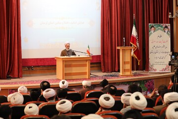 عمامه کفن روحانیت است/ هزاران آرمان علی‌وردی در حال تحصیل هستند