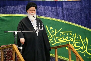 دین‌ستیزی محور جنگ ترکیبی دشمن | امروز فضای مجازی، عرصه تحقق جهاد تبیین است