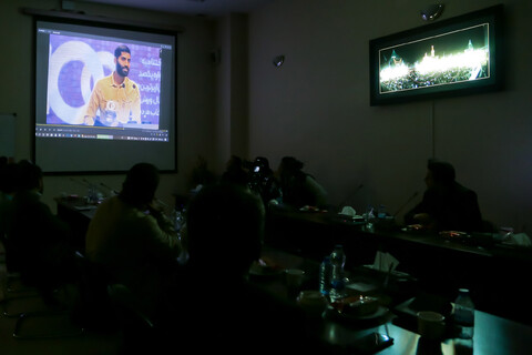 تصاویر/ اهدای مدال محمد انصاری به آستان قدس رضوی