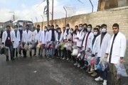 کشمیر کے فرشتے: ڈاکٹرز جو ضرورت مندوں کو گرم کپڑے مہیا کرا رہے ہیں