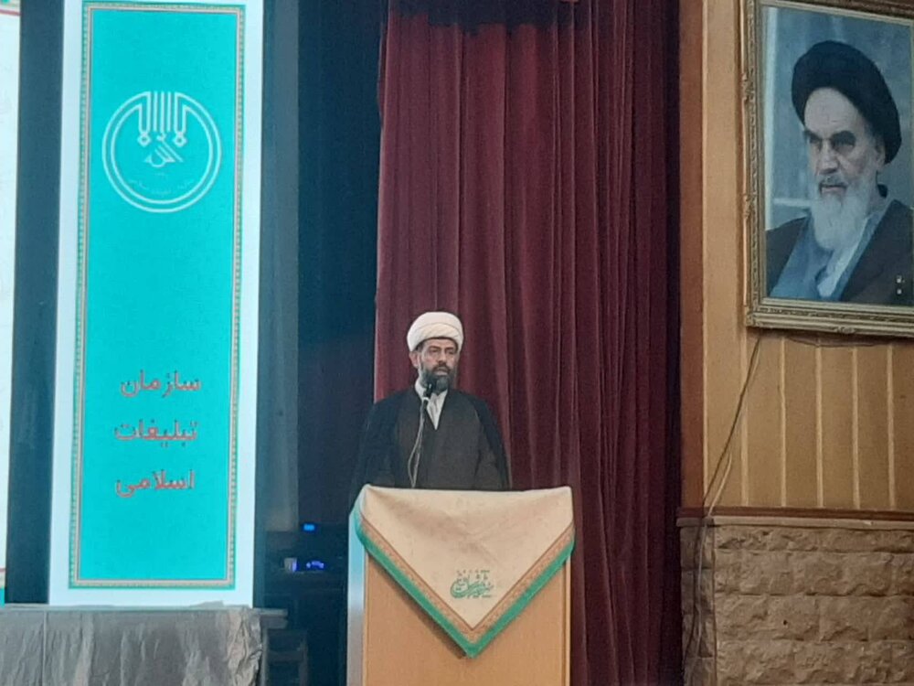 در جنگ نرم بانوان نقش صریح دارند