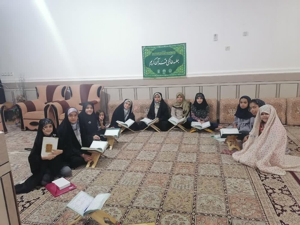 برنامههای فرهنگی این امام محله، کاسبی مواد فروشان را کساد کرد + عکس