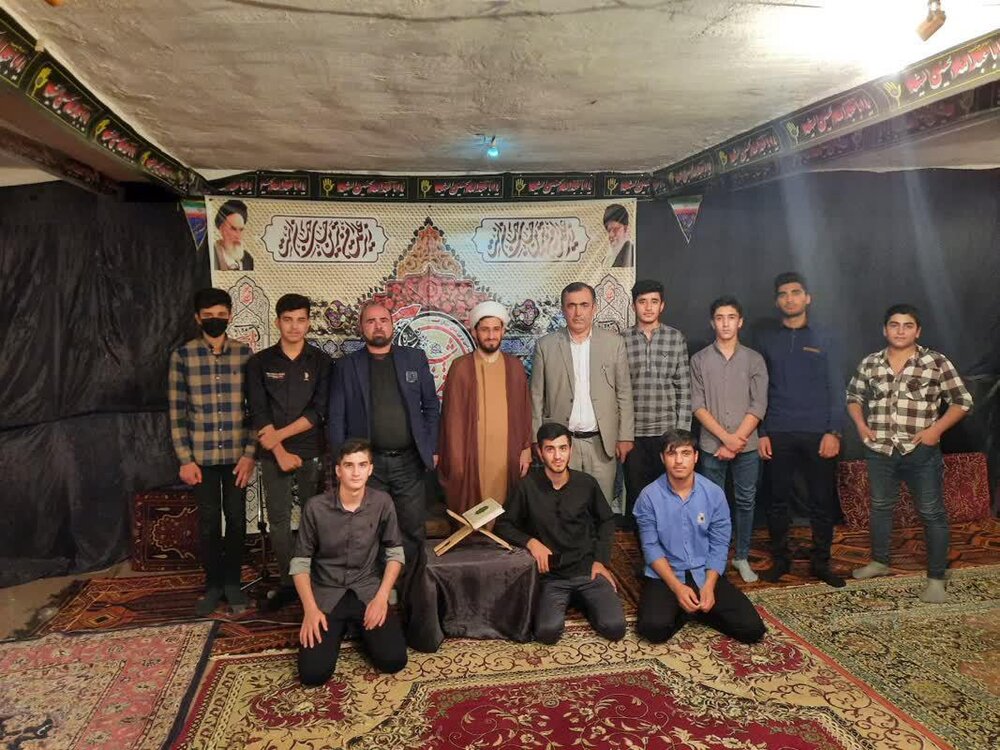 برنامههای فرهنگی این امام محله، کاسبی مواد فروشان را کساد کرد + عکس