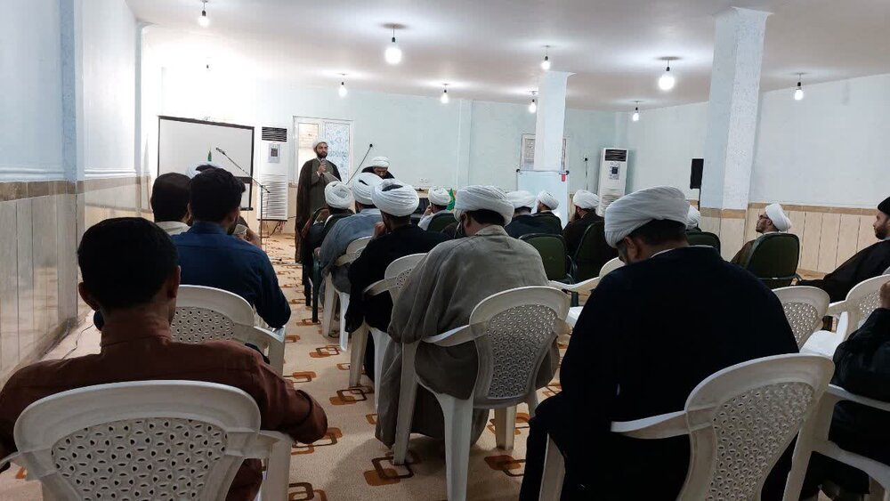 برگزاری کارگاه توانمند سازی مبلغین مدارس شهرستانهای خوزستان + عکس