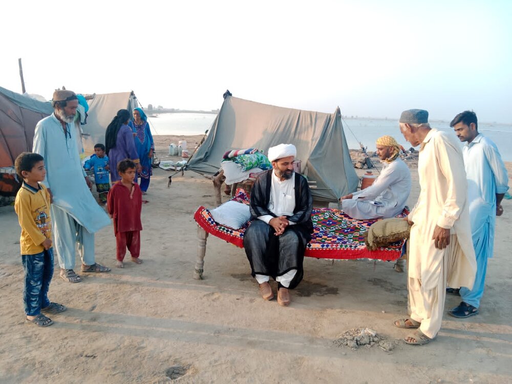 علامہ مقصود کا سیلاب زدہ علاقوں کا دورہ؛ سیلاب زدگان میں راشن سمیت دیگر ضروری سامان تقسیم