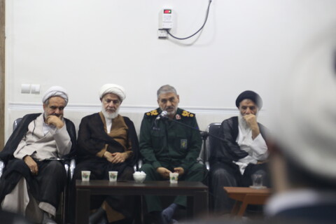 نشست هیئت اندیشه‌ورز نماینده ولی فقیه در خوزستان