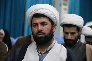 کم کاری برخی مسئولین را به پای انقلاب و دین ننویسید | سرنوشت ما با انقلاب گره خورده است