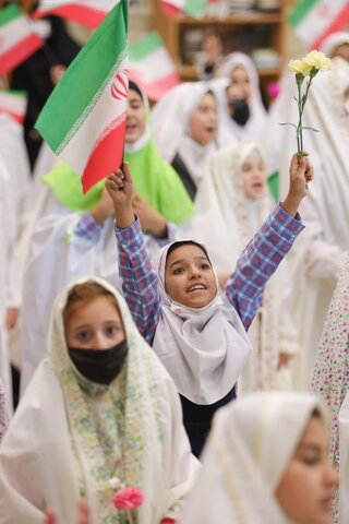 تصاویر / حضور نماینده ولی فقیه در استان قزوین در جمع دانش آموزان