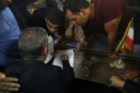 برپایی میز خدمت مدیران کل خوزستان در سوسنگرد باحضور نماینده ولی فقیه