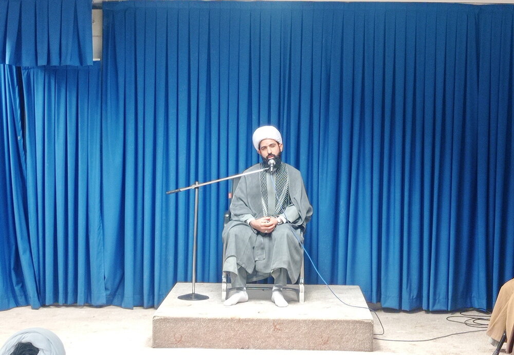 در جلسه طلاب رزن و درگزین بیان شد: دانش آموزان را دریابیم/ بستر برای حضور مبلّغان فراهم است